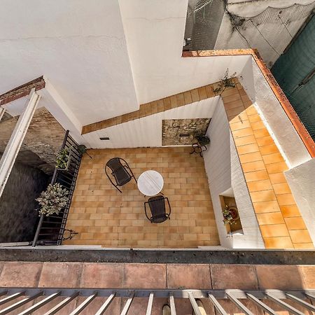Ganganell Atic Apartamento Con Terraza En Besalu Exterior photo