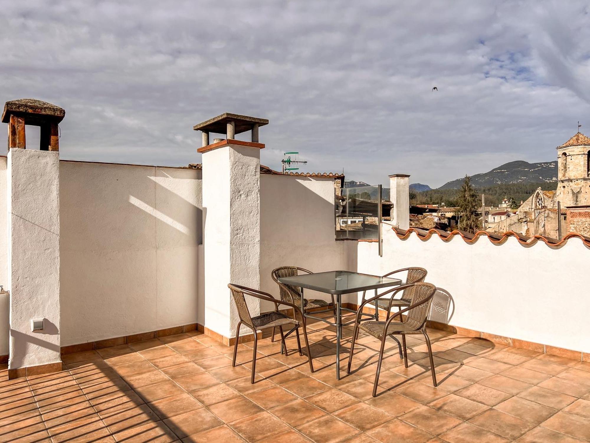 Ganganell Atic Apartamento Con Terraza En Besalu Exterior photo